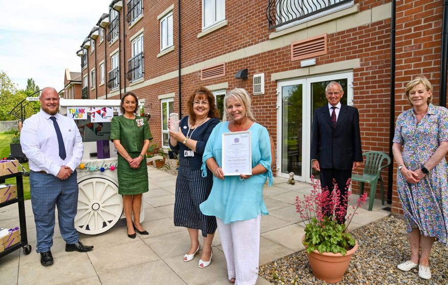 Queens Award 1 Scaled E1622733631216